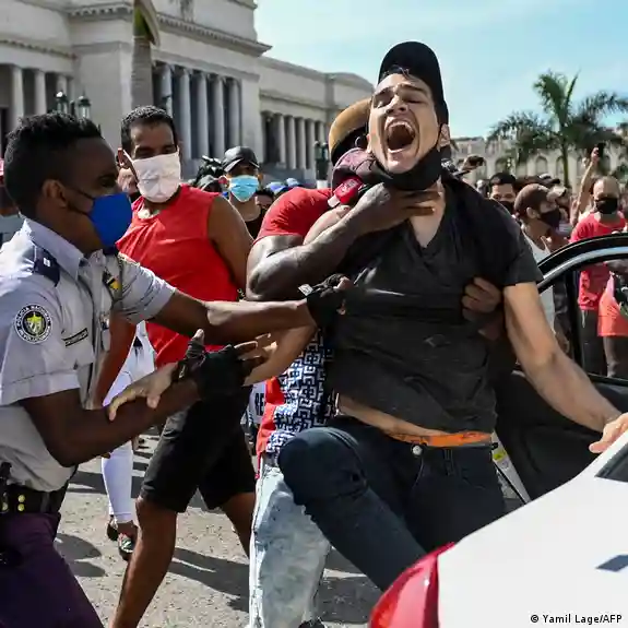 Entre 12 y 15 presos habrían sido excarcelados en Cuba