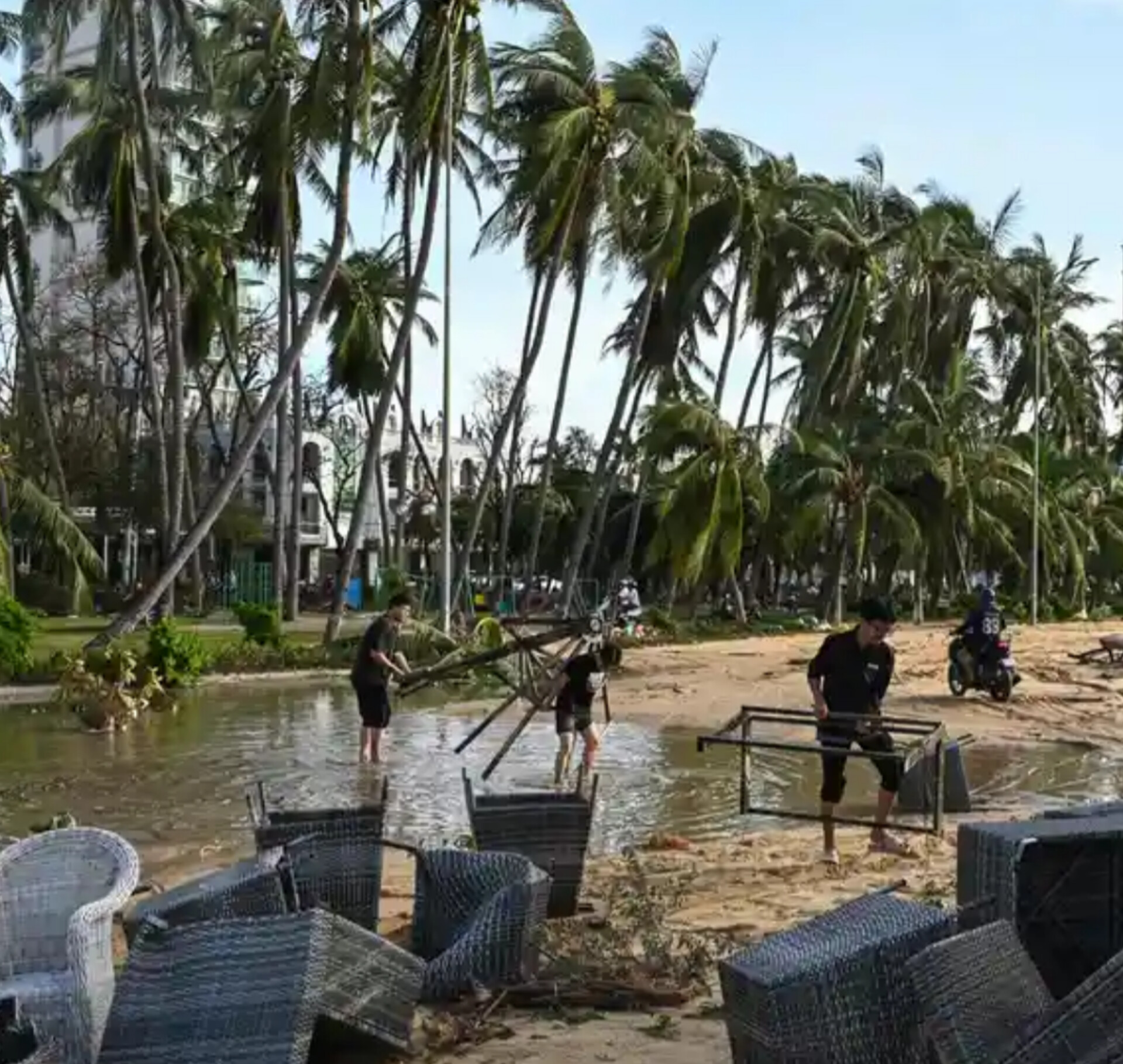 El tifón Kalmaegi causa cinco muertes en Vietnam