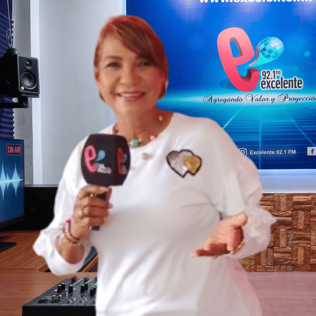 Lic. Ivette Hernández de Suárez.