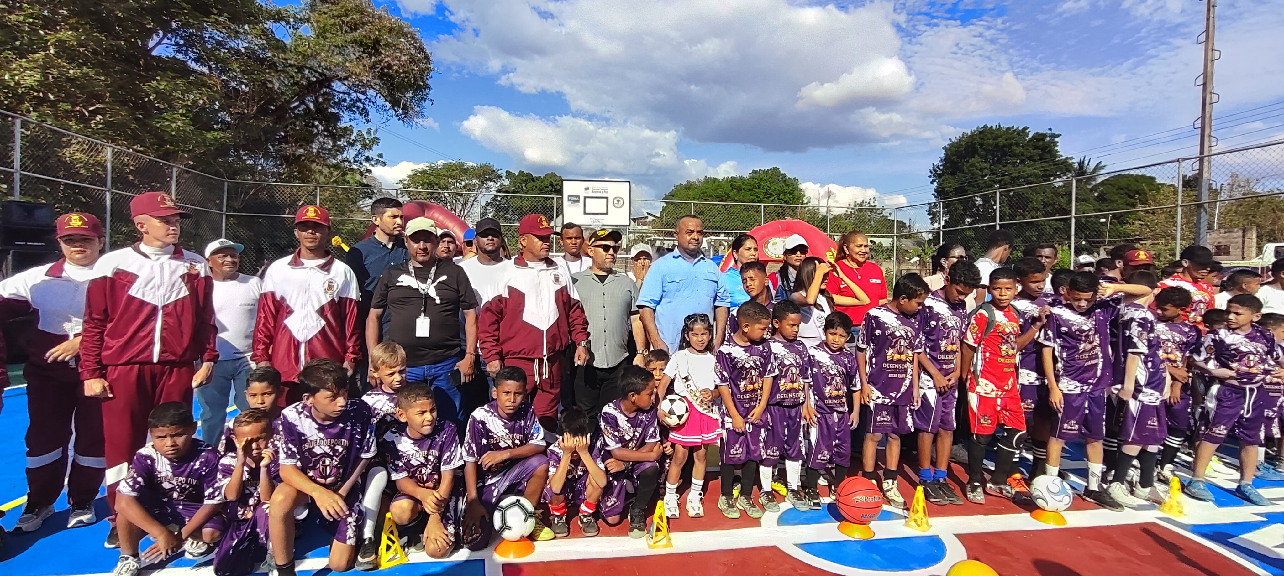 TUCUPIDO : Entregaron cancha rehabilitada en Cerro Colombia 